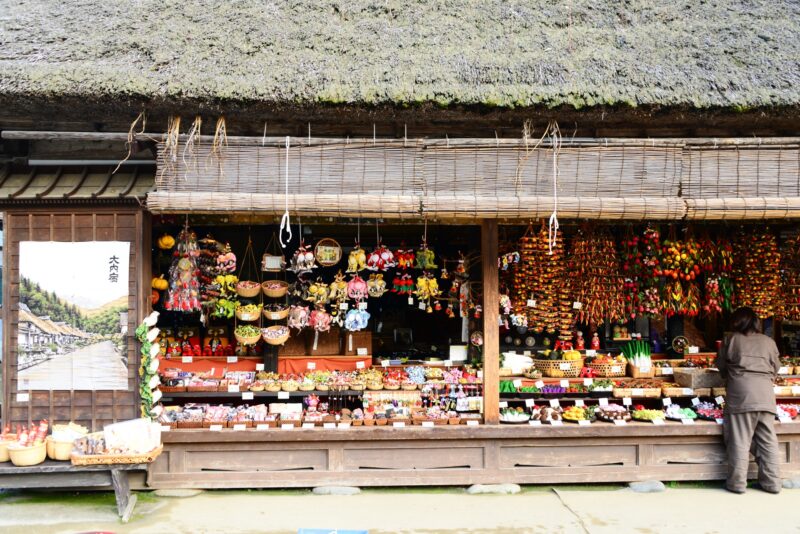 大内宿の店の軒先