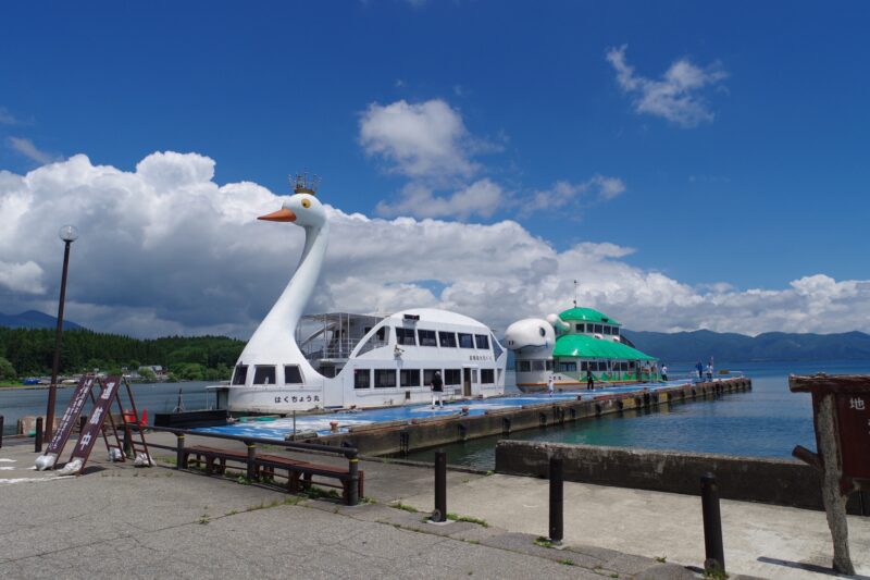 猪苗代湖观光游船