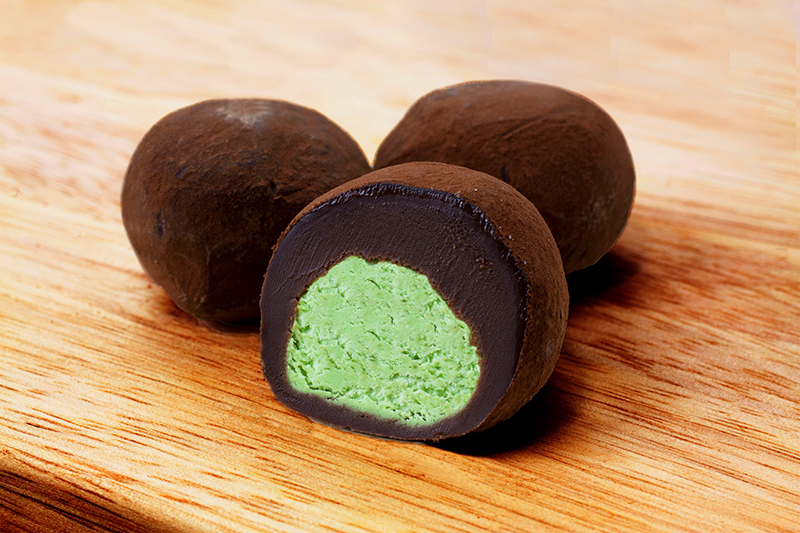 Sendai raw chocolate truffle