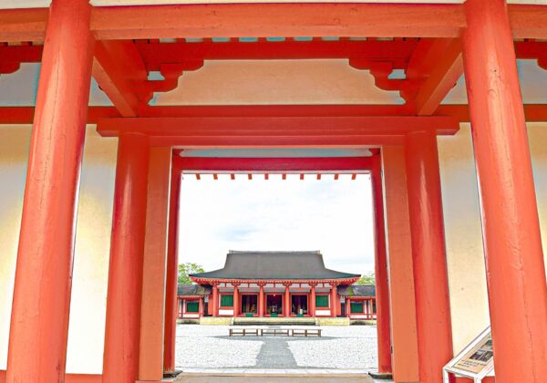 えさし藤原の郷「政庁正門」