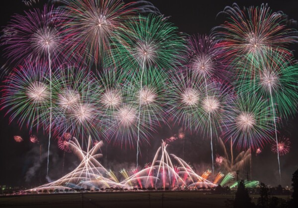 Concurso Nacional de Fuegos Artificiales (Omagari Fireworks)