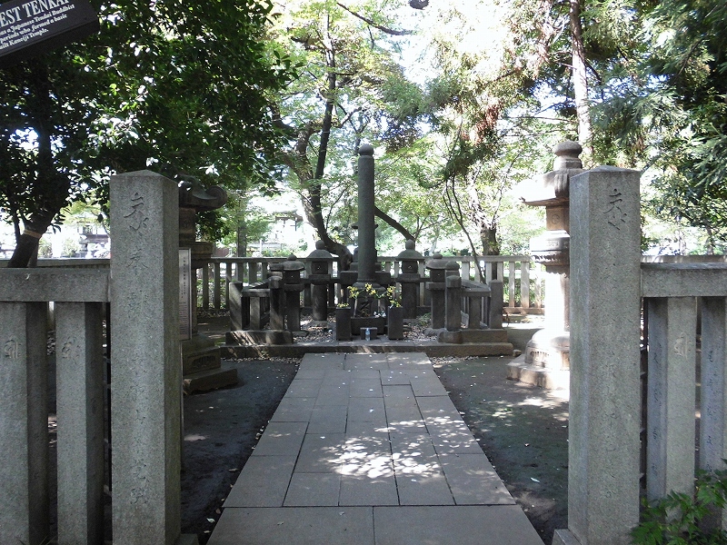 天海僧正の毛髪塔
