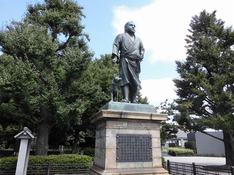 高村光雲作の西郷隆盛像