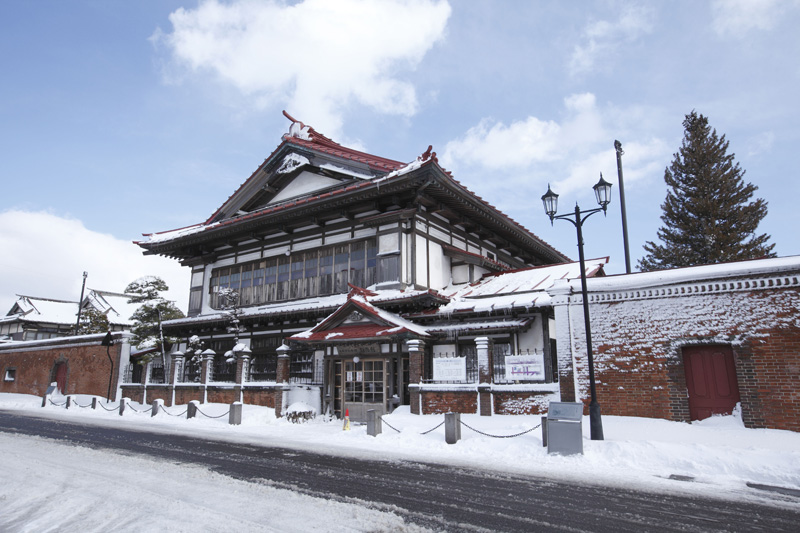 青森県五所川原市 太宰治の生家 斜陽館 は680坪の大豪邸 太宰の思い出スポットを満喫しよう Neft ネフト