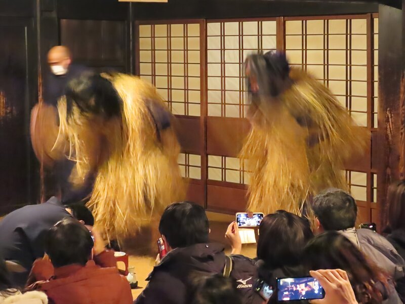 男鹿真山伝承館のなまはげ来訪体験