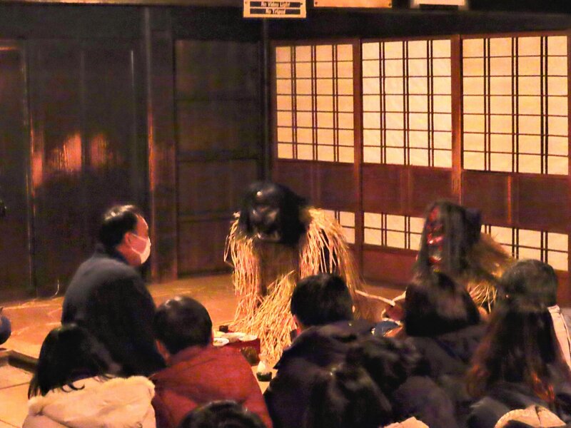 男鹿真山伝承館のなまはげ来訪体験