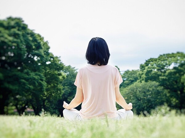 An image that brings awareness to the five senses