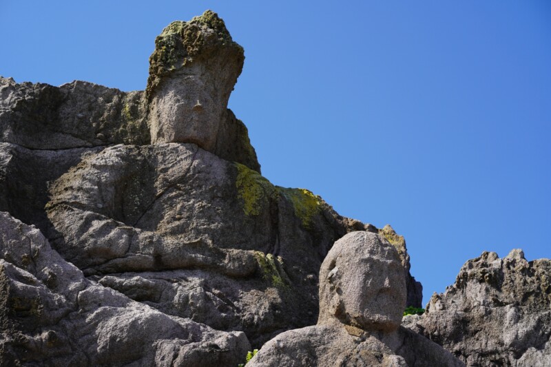 Sakyamuni Buddha, the center of the 16 Arhat Rocks