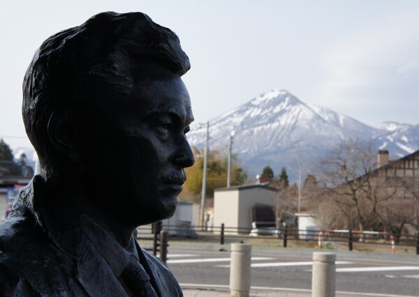 Statue of Hideyo Noguchi