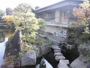 滝見台から、赤鳥庵へ