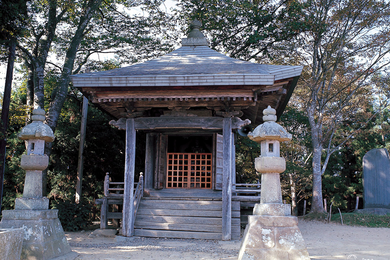 Takadate Gikeido Image fournie par : Association touristique de la préfecture d'Iwate