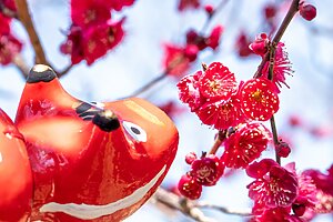 赤べこと花