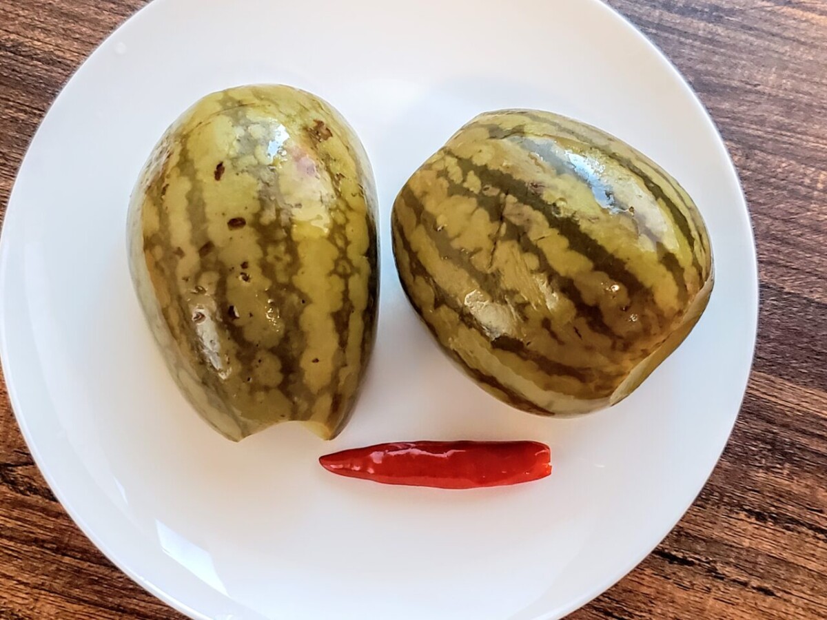 2 pieces of pickled watermelon pesola