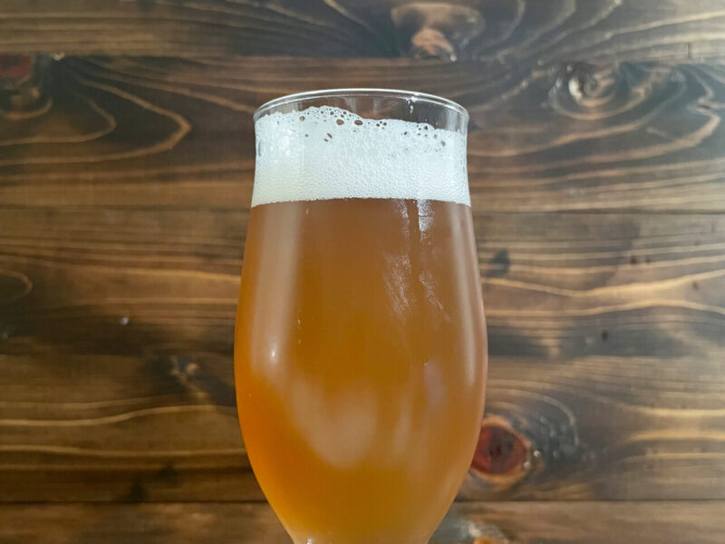 Akita Akura Beer “Akita Ginjo Beer” (2)