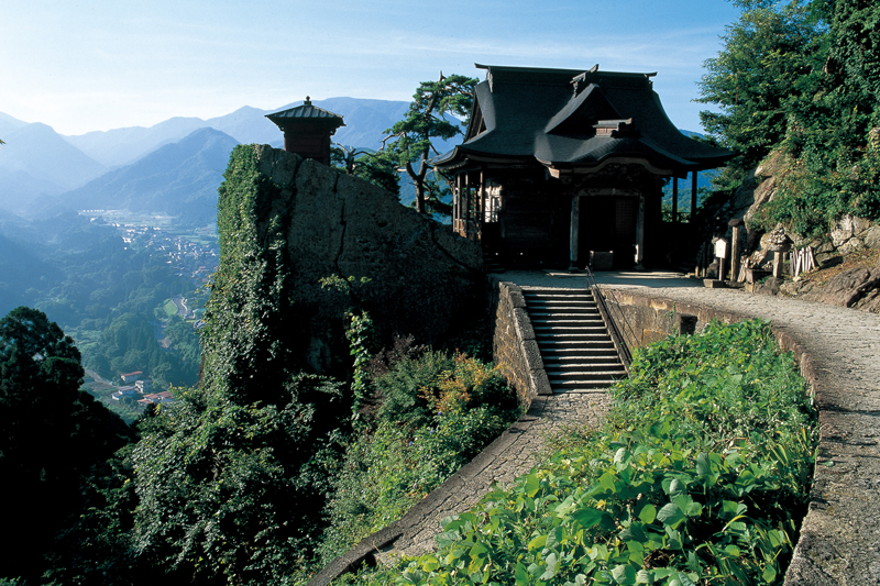 Nokyodo and Kaizando of Yamadera ©Yamagata Prefecture