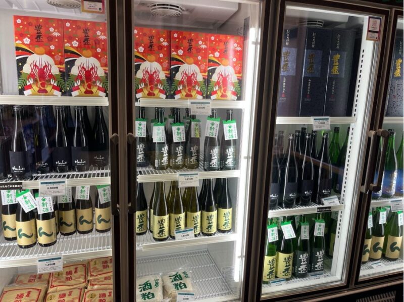 三浦酒造の直売所店内①