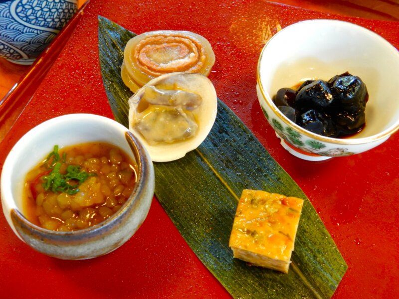 Konnyaku Bansho의 Konnyaku Kaiseki (전채)