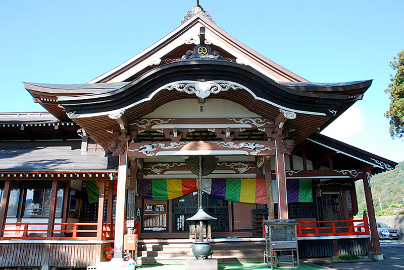 The main hall of Dainichibo is still visited by many worshipers ©Travel to Yamagata