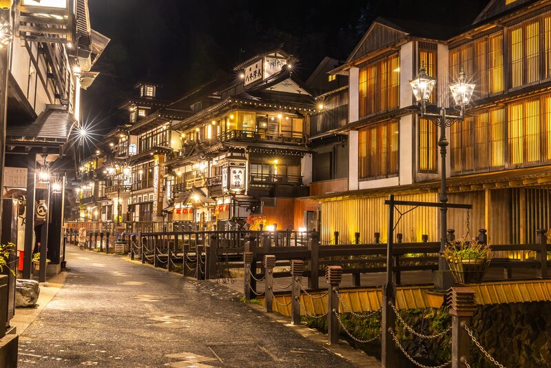 銀山温泉のライトアップ
