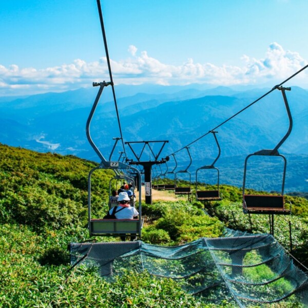 月山（夏スキー）