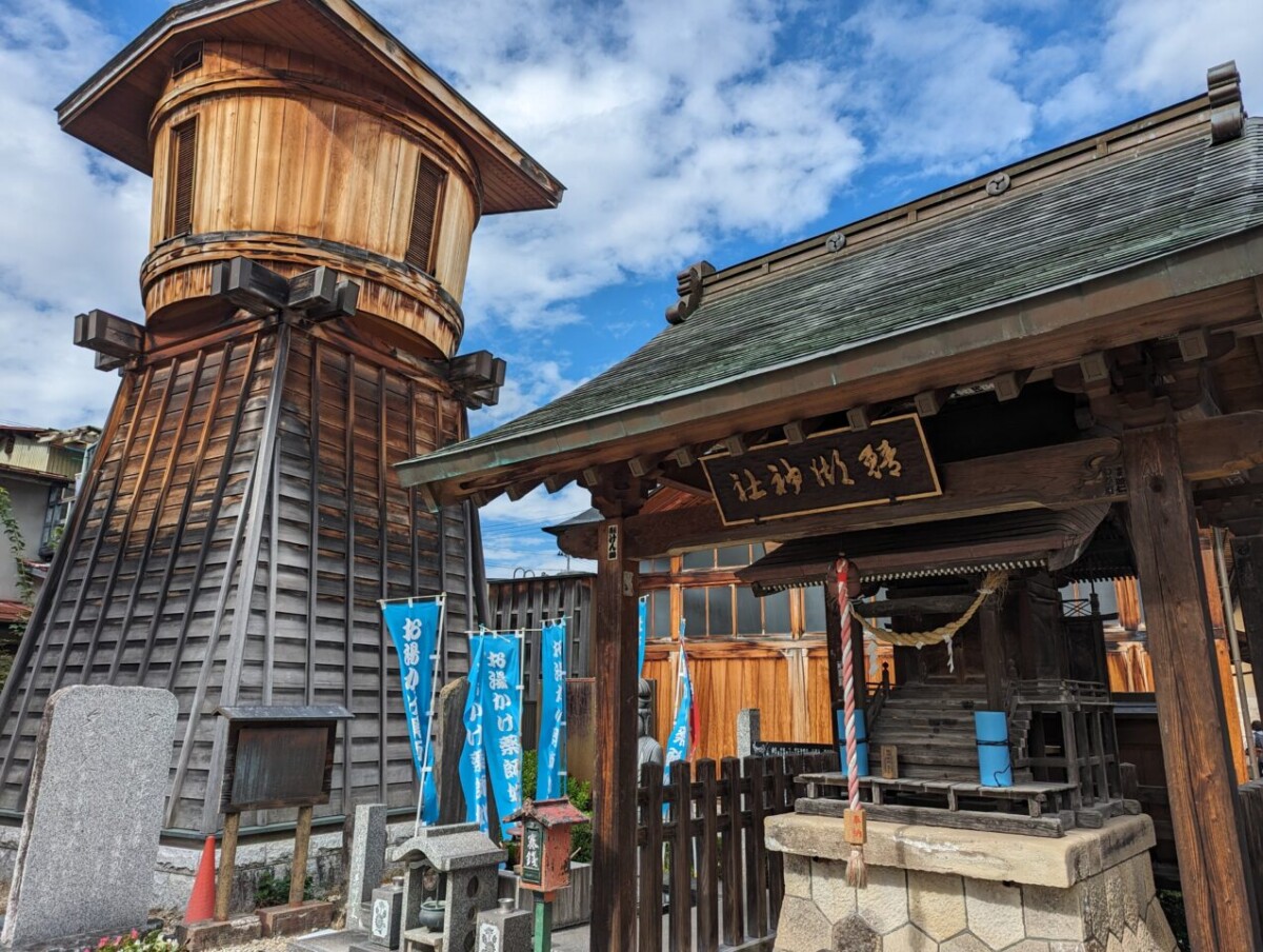 鯖湖神社(飯坂温泉)