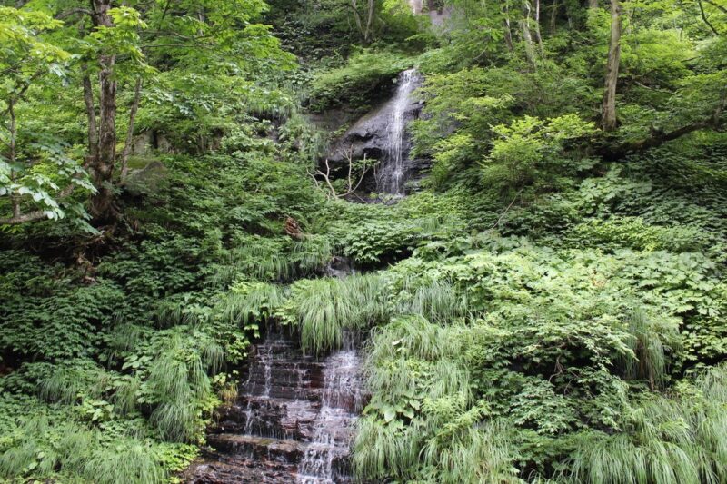 小安峡大噴湯の滝