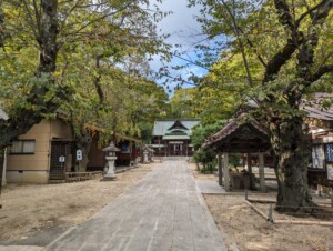 二本松神社の参道