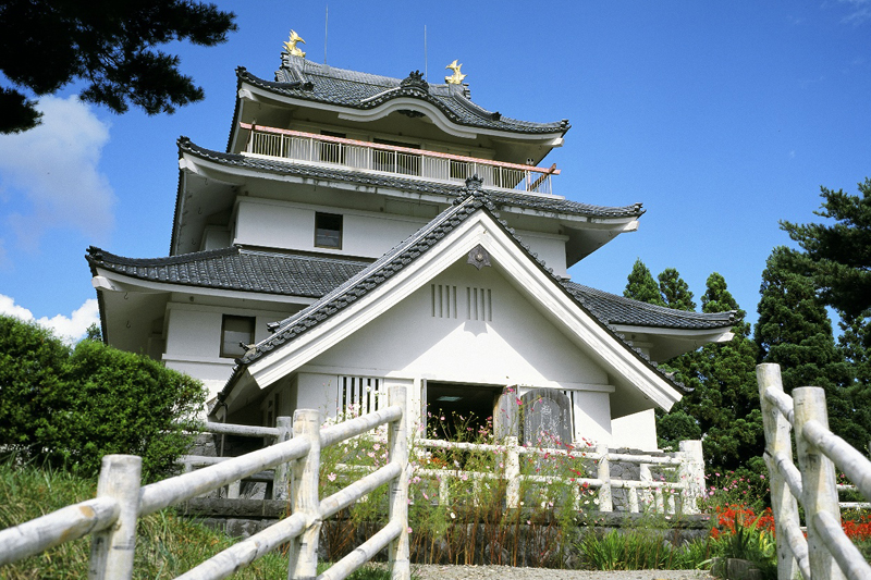 Gojome Castle