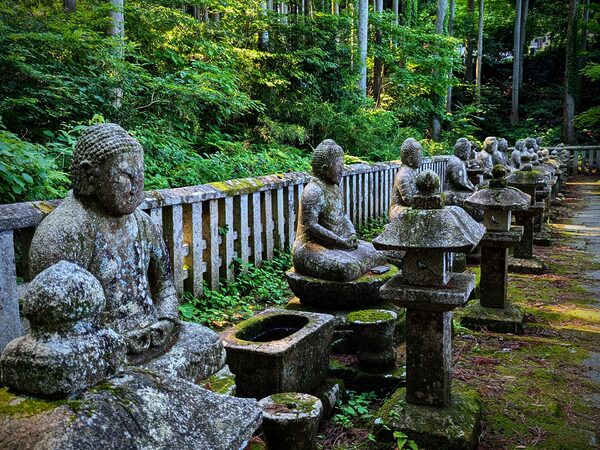 片倉家御廟所