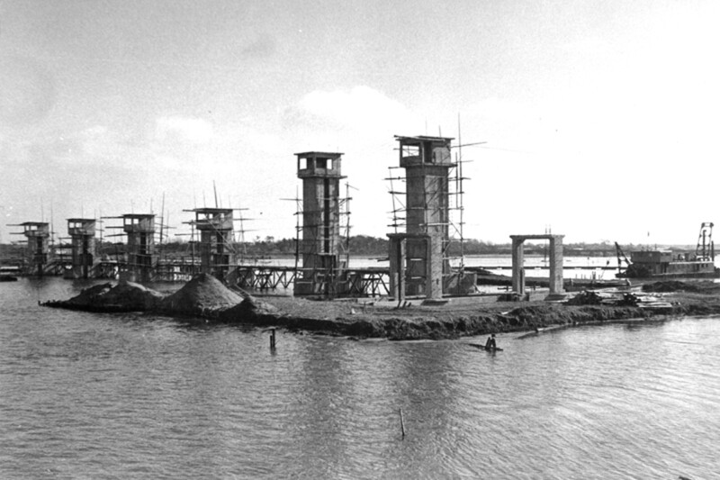 tide gate