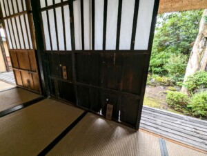戊辰戦争時の複数の弾痕跡
