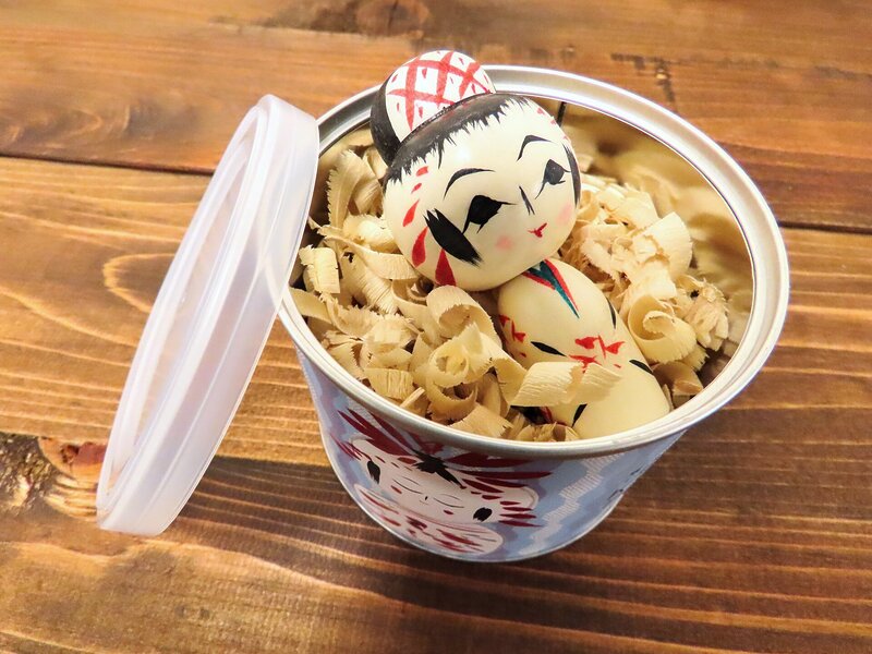 しまぬきのこけし缶05