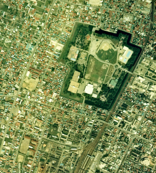 霞城公園