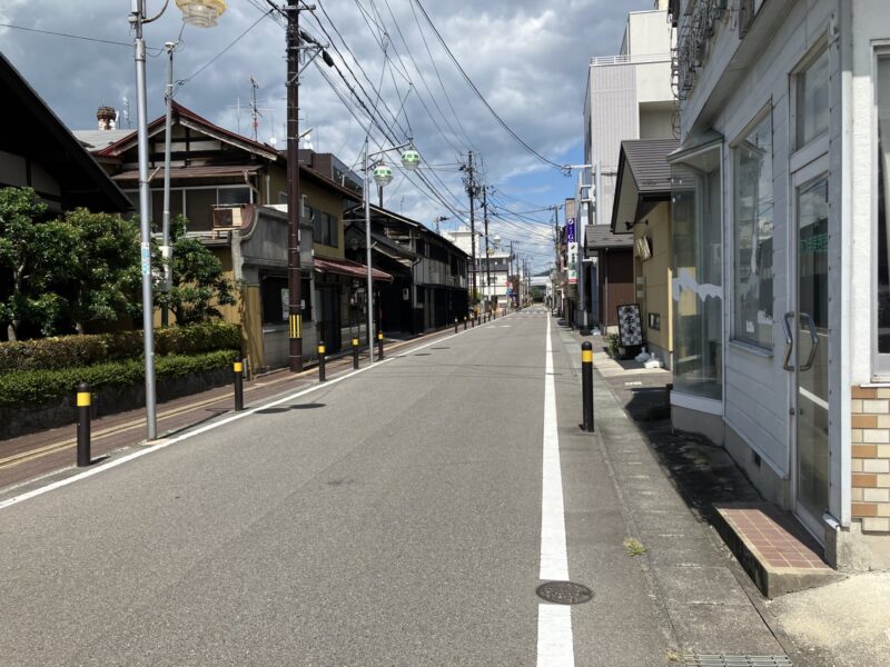本宫站南侧