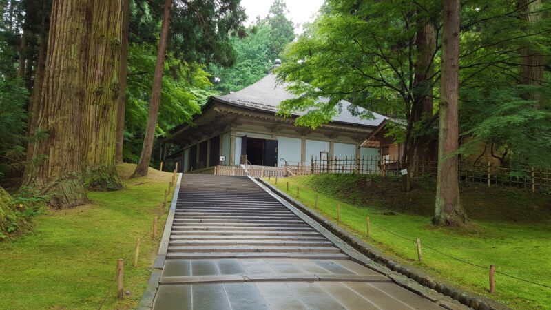 Salón Dorado (salón cubierto) del Templo Chusonji en Hiraizumi, Prefectura de Iwate