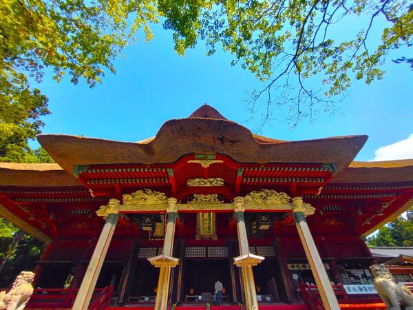 出羽神社　三神合祭殿