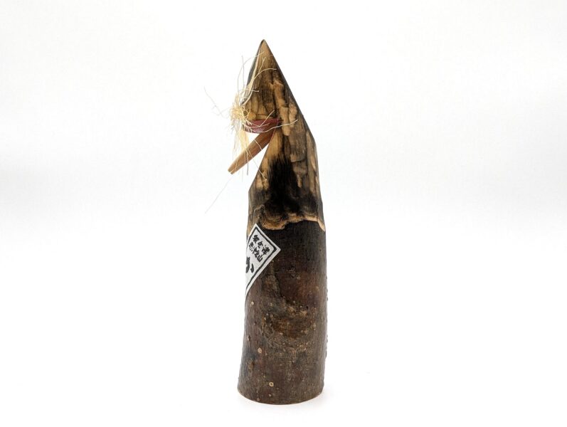 Kasha cat kokeshi doll (side view)