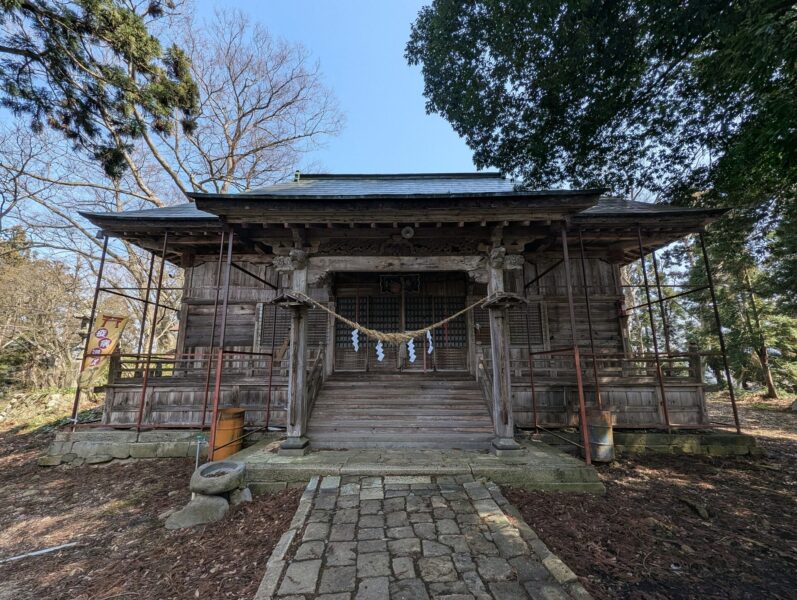 爱宕神社位于天道城原主城遗址上。