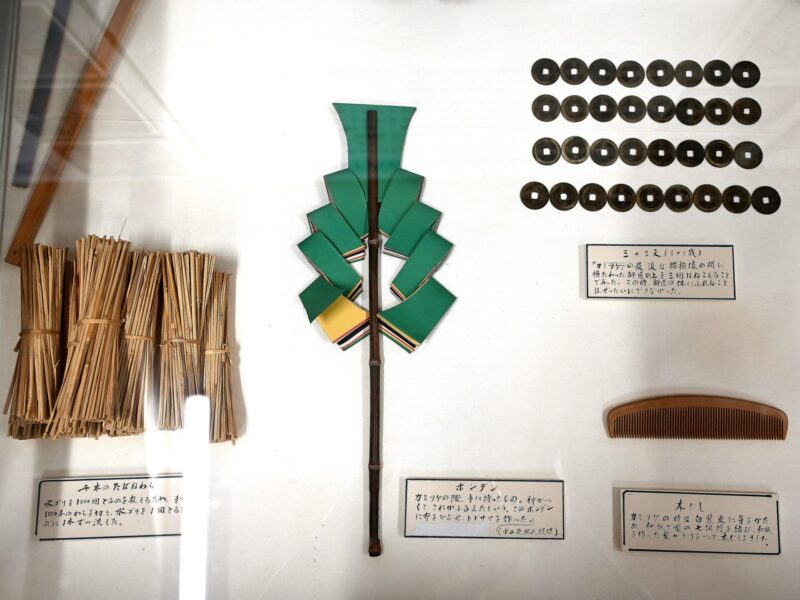 Tools used in the training of Onakama (a type of Japanese folklore craft). (Collection of Nakayama Town Historical and Folk Museum)