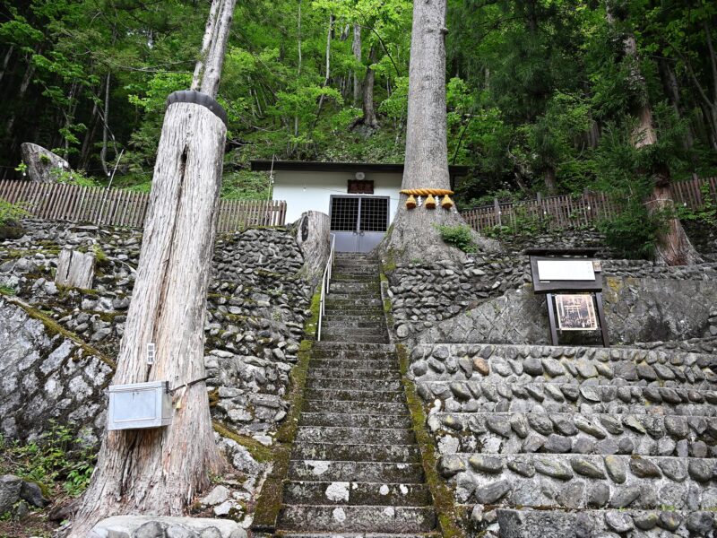 守护神殿的主殿位于舞台前方的最高层。