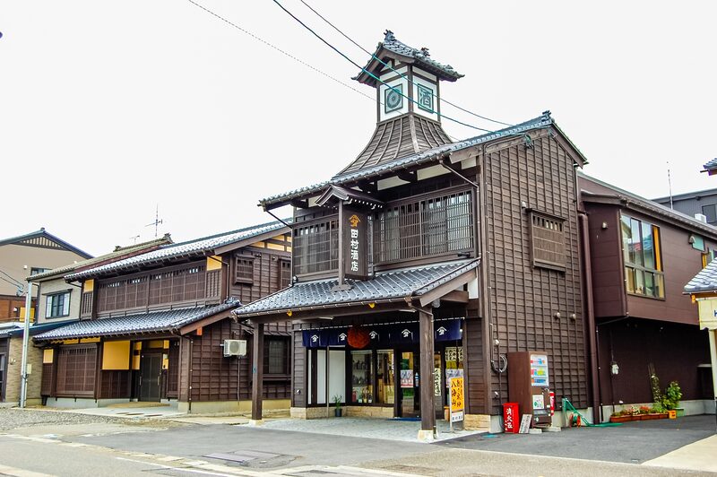 新潟県村上市・上町の町並み
