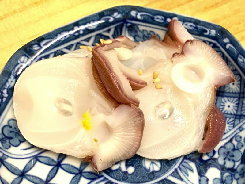 The large, live octopus legs are fresh, with a fantastic texture and flavor!