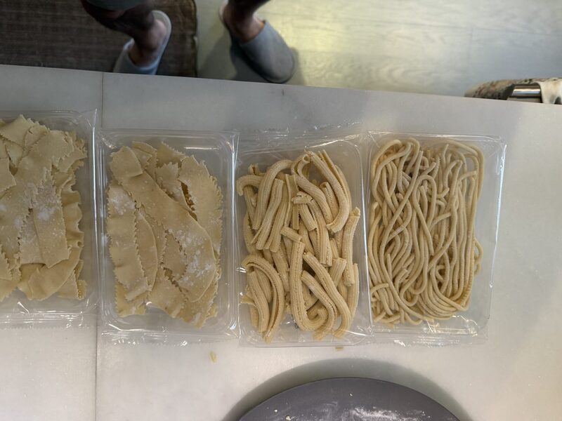 持ち込んだ3種類のグルテンレス麺
